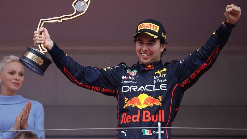 El anuncio ocurre días después de que el piloto mexicano triunfara en la F1 El anuncio ocurre días después de que el piloto mexicano triunfara en la F1