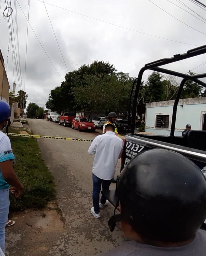 El cuerpo del hombre asesinado en José María Mirelos fue llevado al Semefo de la ciudad para las investigaciones corrrepondientes El cuerpo del hombre asesinado en José María Mirelos fue llevado al Semefo de la ciudad para las investigaciones corrrepondientes