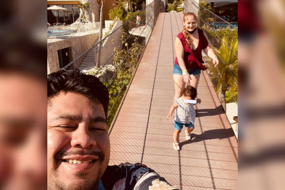 La hija de la australiana desaparecida, de dos años de edad, terminó en resguardo del DIF cuando fuer hallada afuera de una iglesia en Cancún