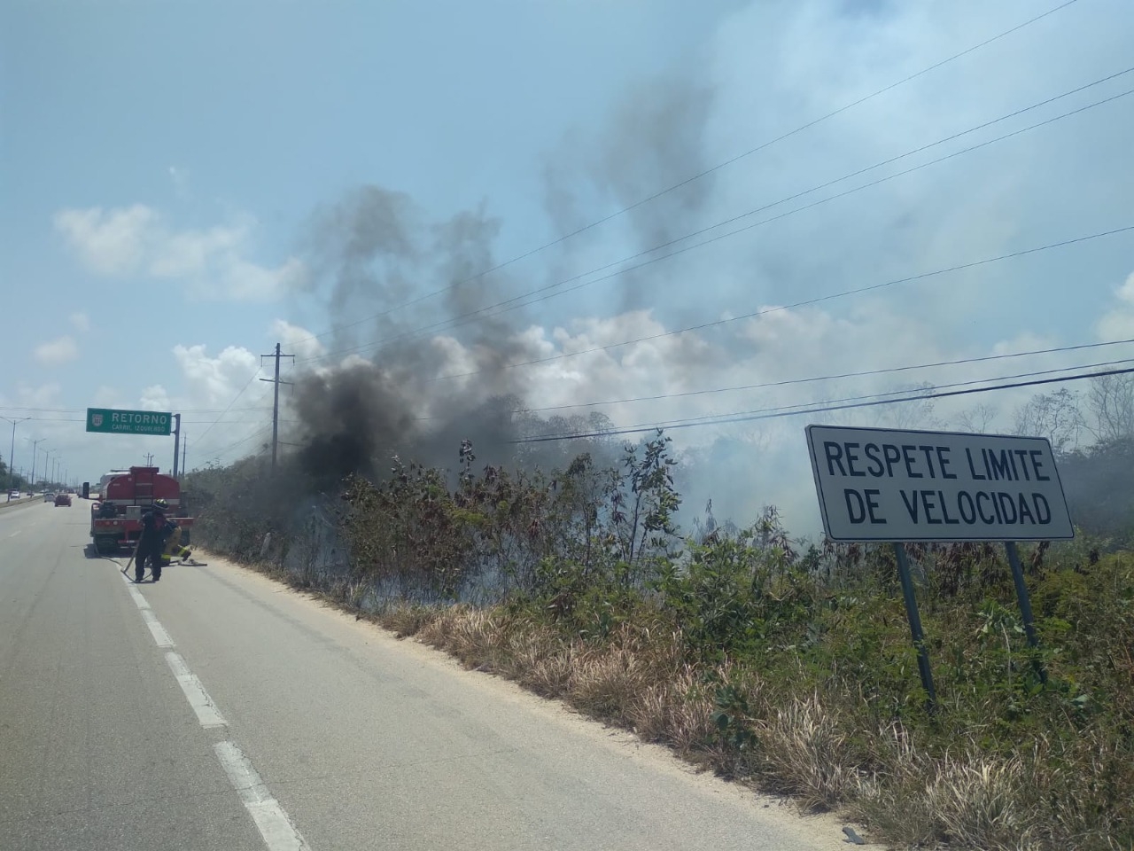 Se desconocen las causas del incendio en Puerto Aventuras Se desconocen las causas del incendio en Puerto Aventuras