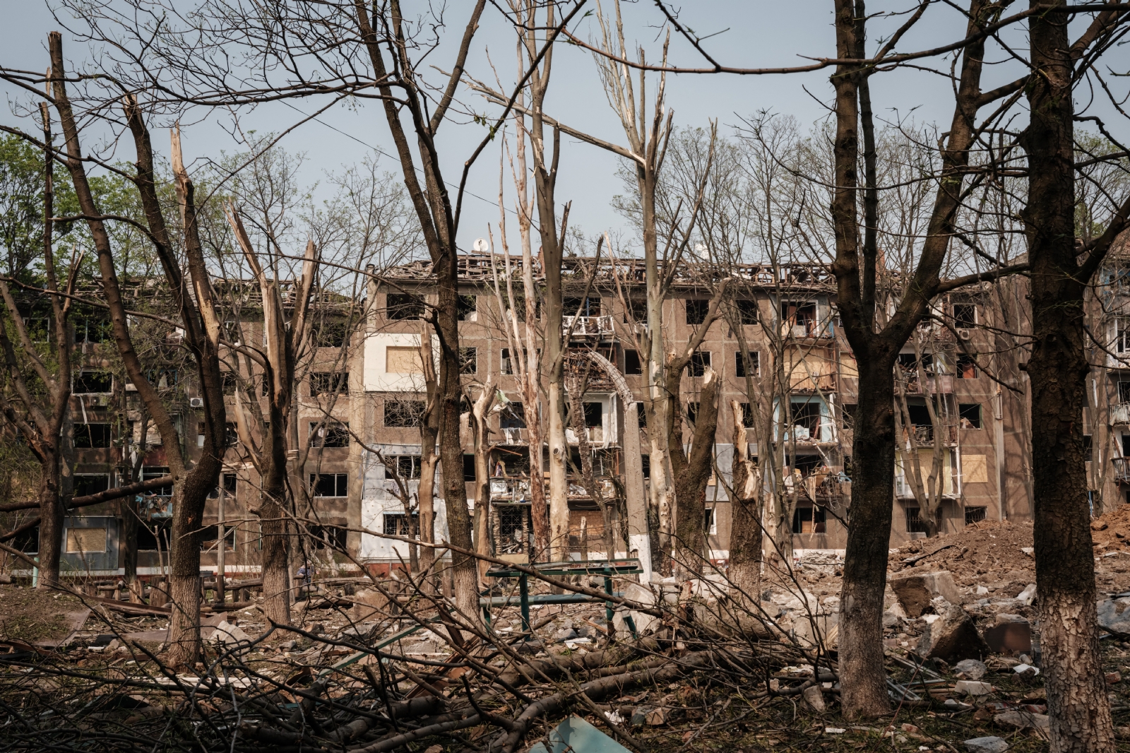 Ucraniaa aun permanece bajo los ataques de Rusia, ahora fueron 87 los muertos en Cherníguiv