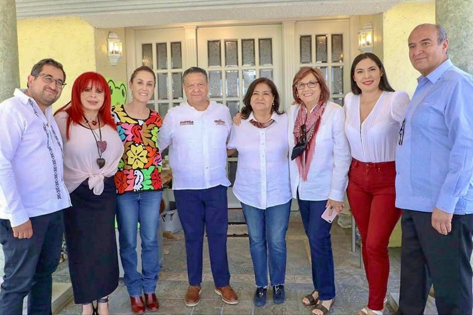 Layda estuvo junto con otros gobernadores mexicanos Layda estuvo junto con otros gobernadores mexicanos