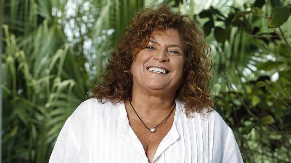 Denise de Kalafe escribió el tema 'señora, señora' que suena siempre el 10 de mayo en honor al Día de las Madres Denise de Kalafe escribió el tema 'señora, señora' que suena siempre el 10 de mayo en honor al Día de las Madres