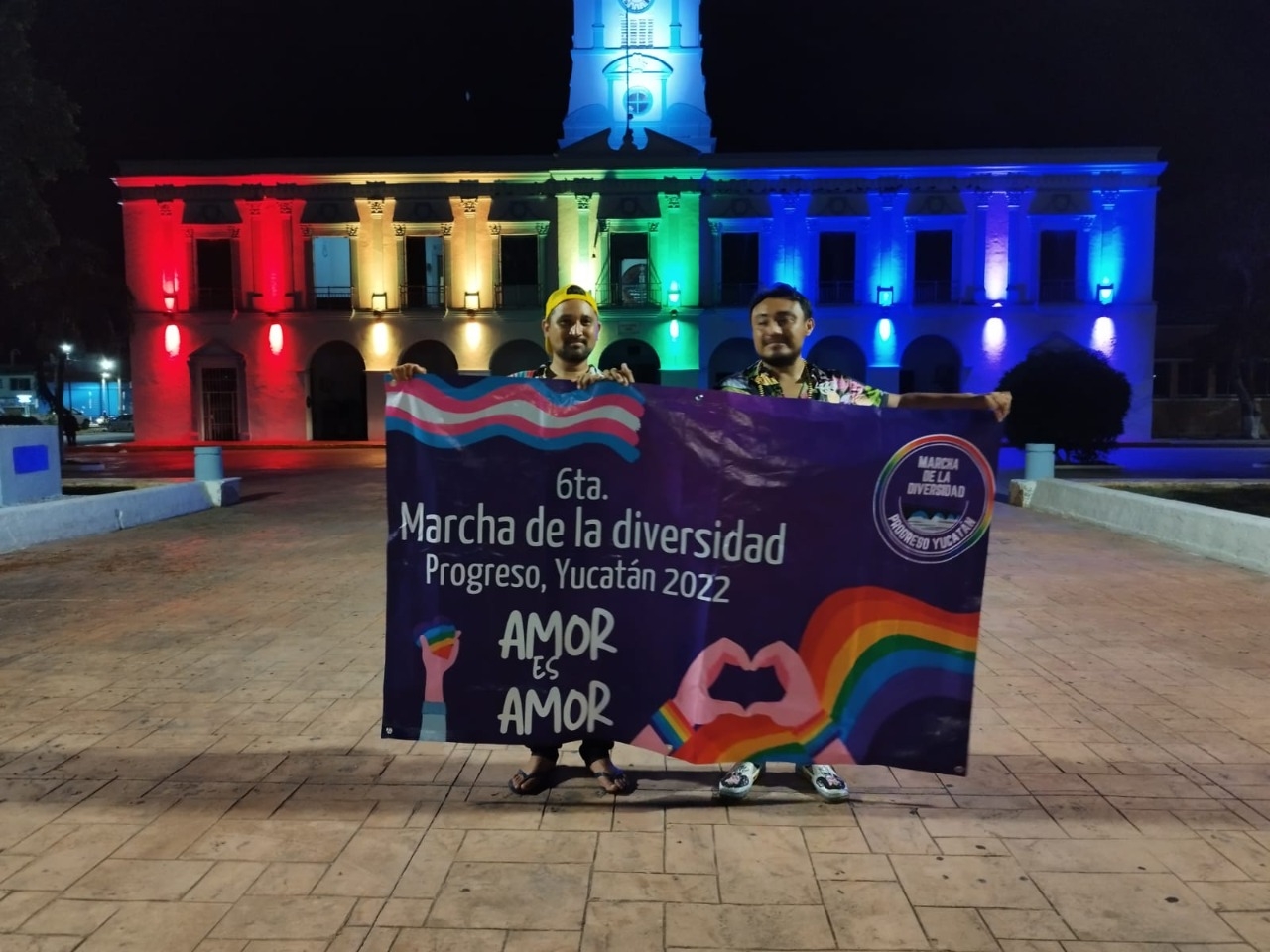 Luciano Martínez Tzuc e Irving Suárez Pérez fueron la primera pareja gay en casarse sin un amparo en Yucatán