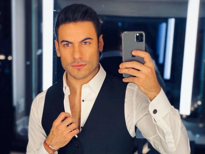 Carlos Rivera no conducirá 'La Acamia' luego de que ofrecieron una suma ,millonaria Carlos Rivera no conducirá 'La Acamia' luego de que ofrecieron una suma ,millonaria