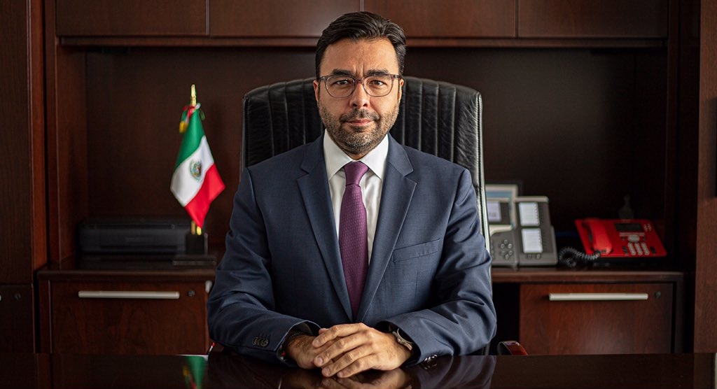 Gabriel Contreras, es el primer mexicano en ocupar la vicepresidencia de la compañía de telecomunicaciones más gránde del mundo Gabriel Contreras, es el primer mexicano en ocupar la vicepresidencia de la compañía de telecomunicaciones más gránde del mundo