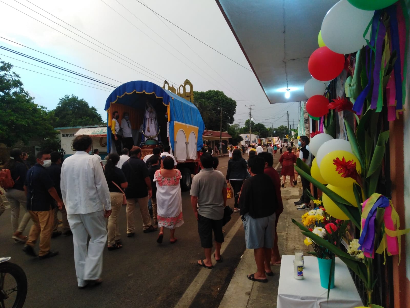 Aún con lluvia, así recibieron la imagen de la Virgen de la Concepción en Buctzotz, Yucatán: VIDEO