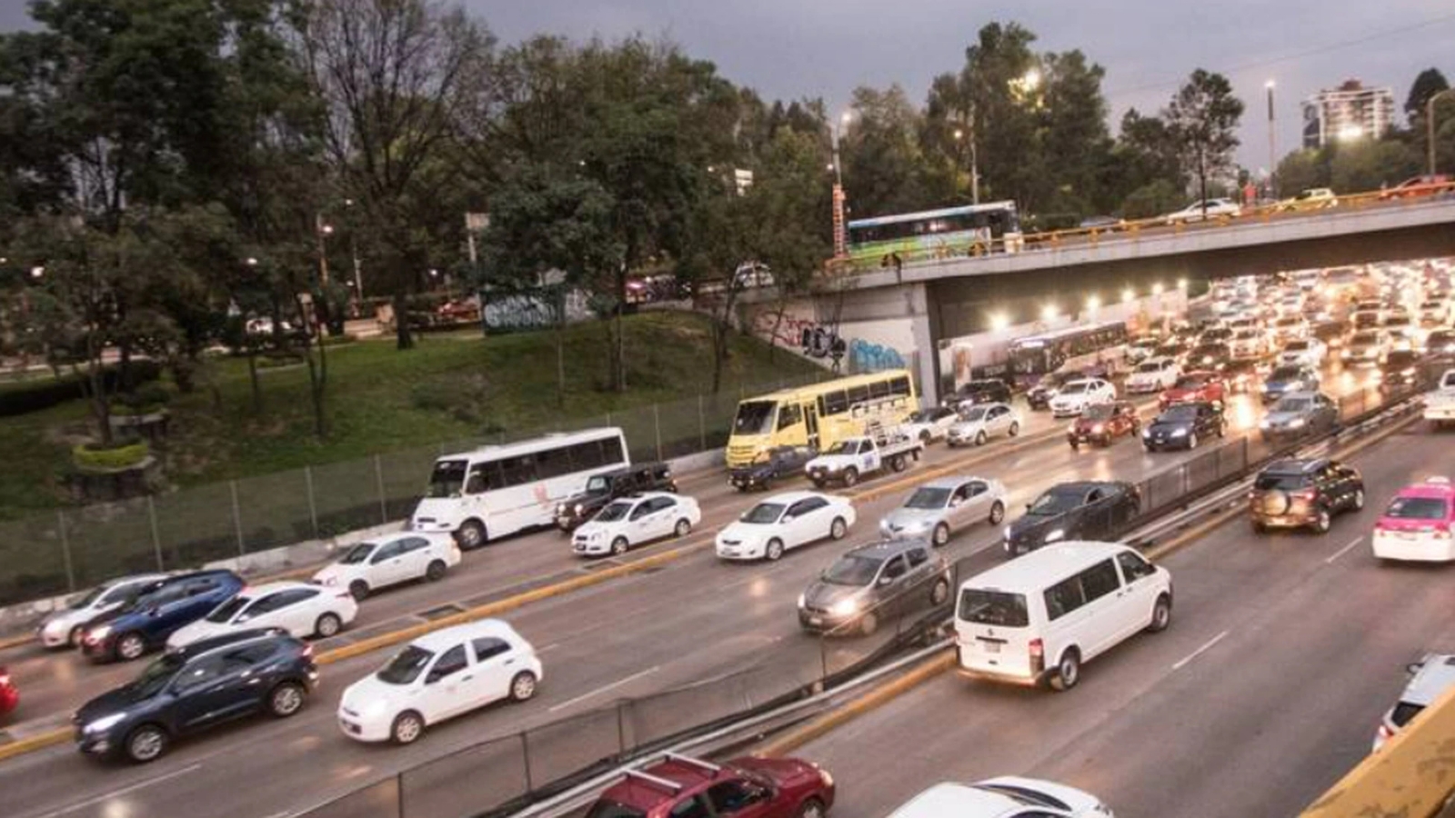 Hoy No Circula viernes 28 de ¿febrero de 2025 en CDMX y Edomex