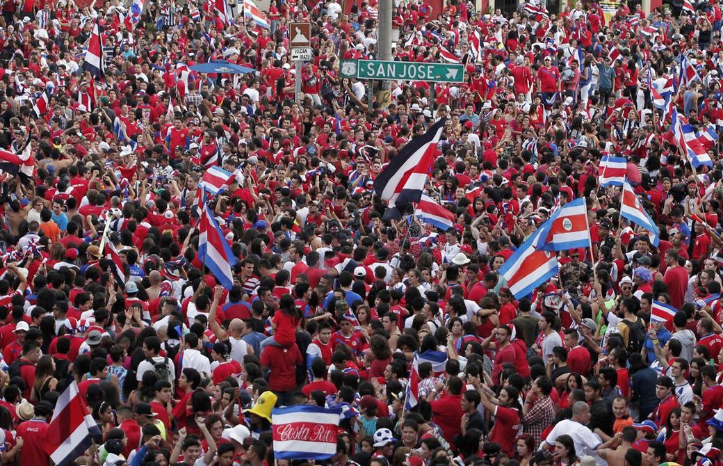Costarricenses festejaron la clasificación al Mundial de Qatar 2022 al vencer a Nueva Zelanda
