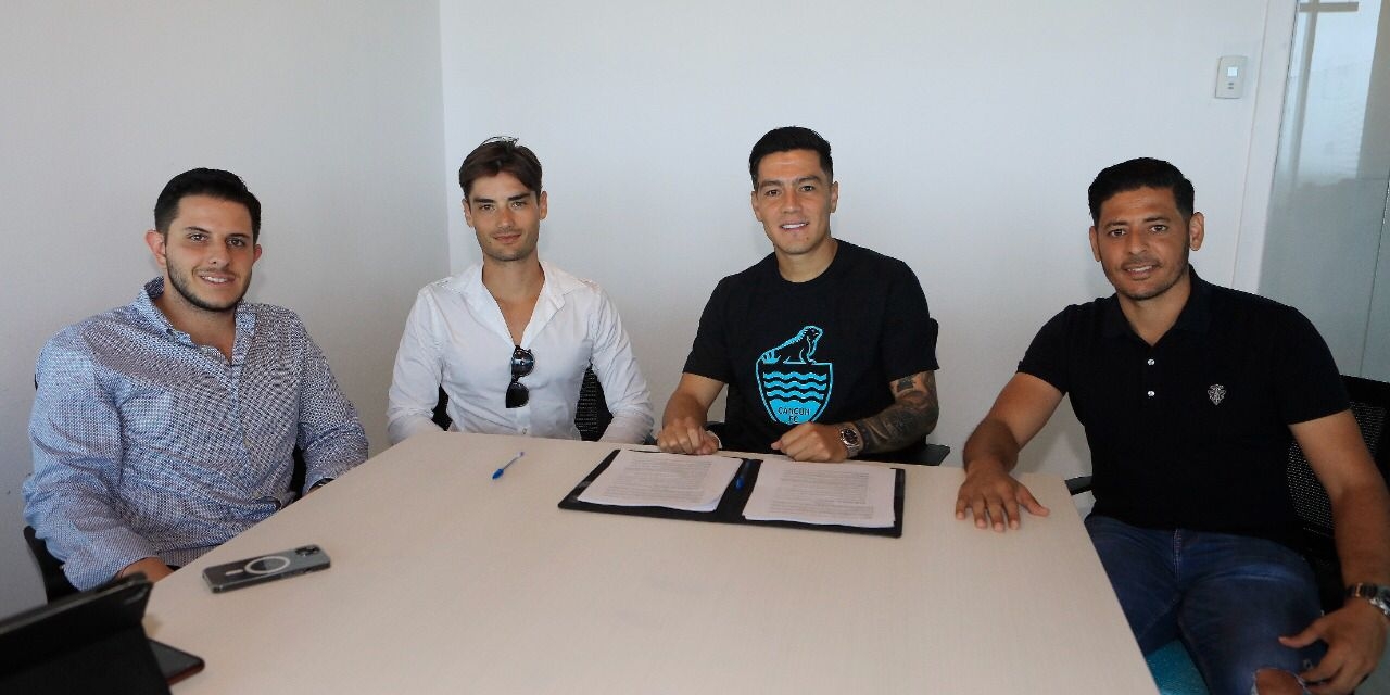 El Cancún FC oficializó la compra de Michael Pérez