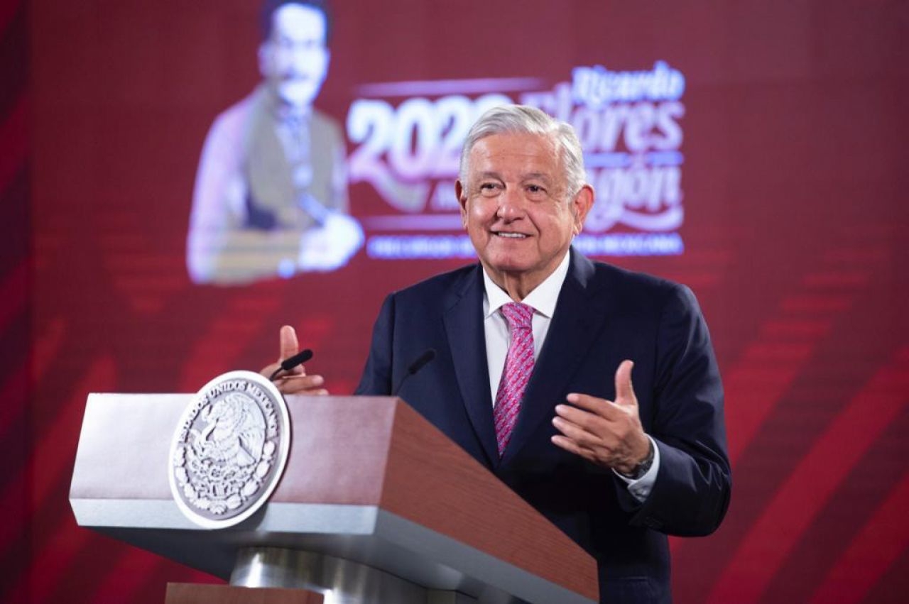 AMLO aseguró que para eliminar el uso del horario de verano se realizará una reforma