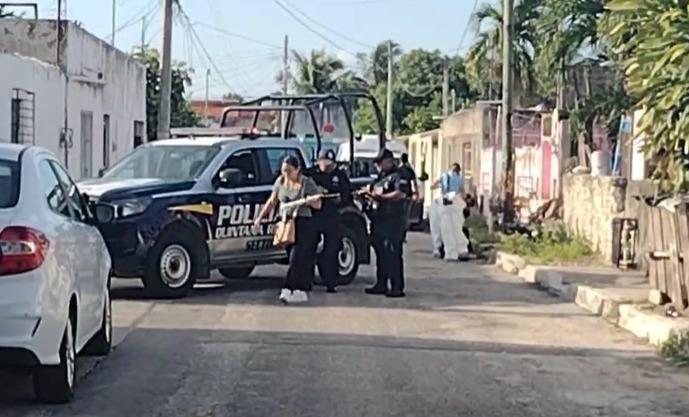 Al lugar llegaron elementos de la policía, así como personal Médico Forense Al lugar llegaron elementos de la policía, así como personal Médico Forense