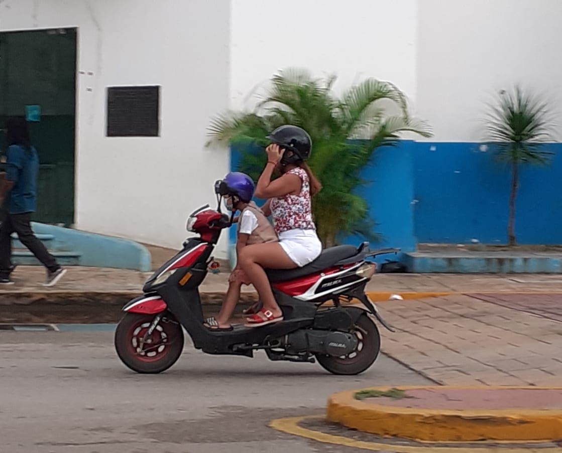 El director de la policía municipal, Vicente Pech Zapata, informó que en la ciudad se registran de 4 a 5 accidentes semanales El director de la policía municipal, Vicente Pech Zapata, informó que en la ciudad se registran de 4 a 5 accidentes semanales