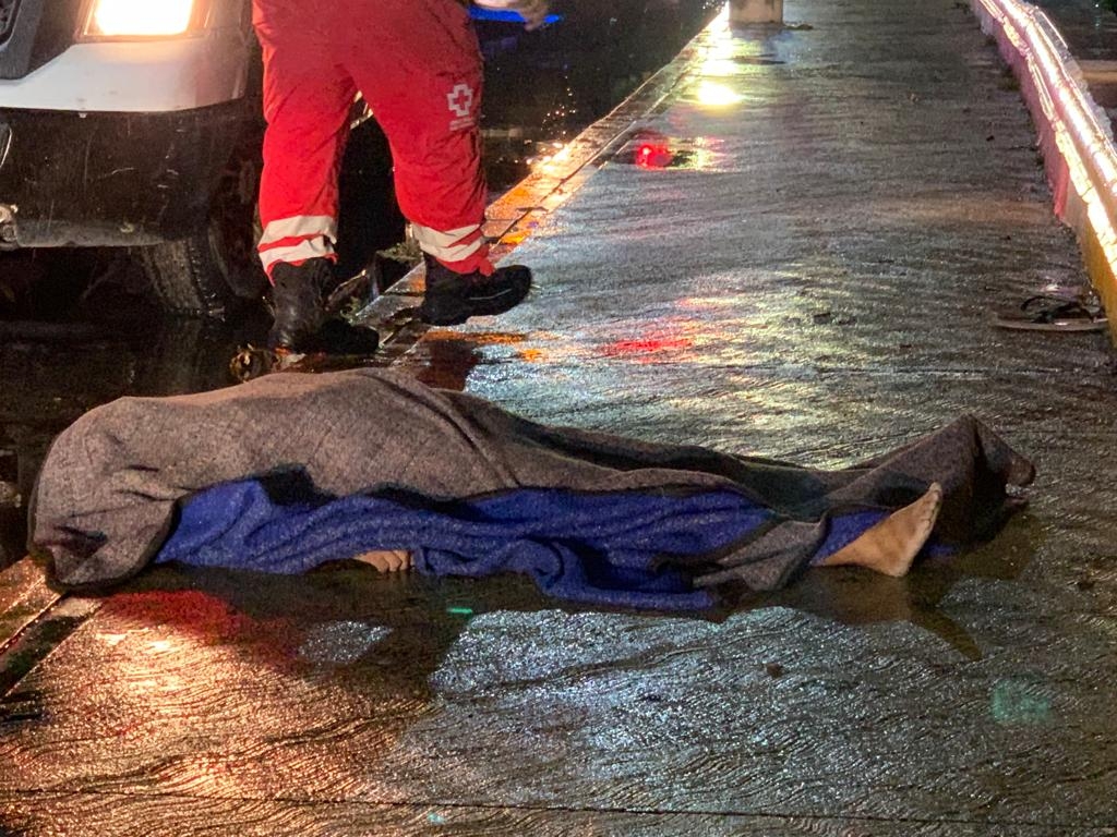 La mujer murió por inmersión en el agua. Foto: Ricardo Jiménez