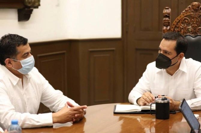 Vila Dosal mantiene la idea de seguir impulsando la industria en Yucatán. Foto: @MauVila