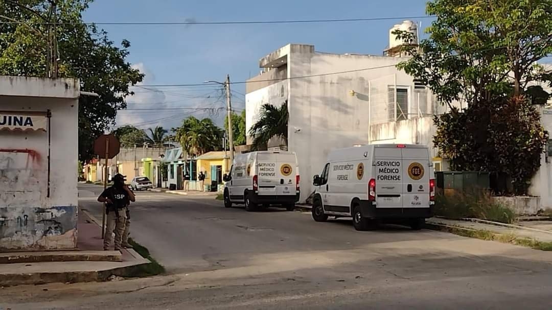 Los cadáveres de los seis desaparecidos de Xcalak fueron trasladados desde Mérida, Yucatán hacia la capital de Quintana Roo Los cadáveres de los seis desaparecidos de Xcalak fueron trasladados desde Mérida, Yucatán hacia la capital de Quintana Roo