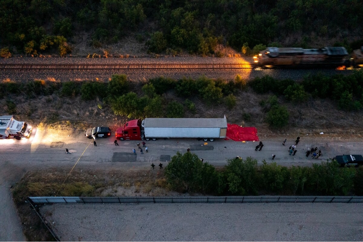 Personal de la Fiscalía General viajará a Texas para sumarse a las investigaciones por la muerte de 50 migrantes en un tráiler en San Antonio.