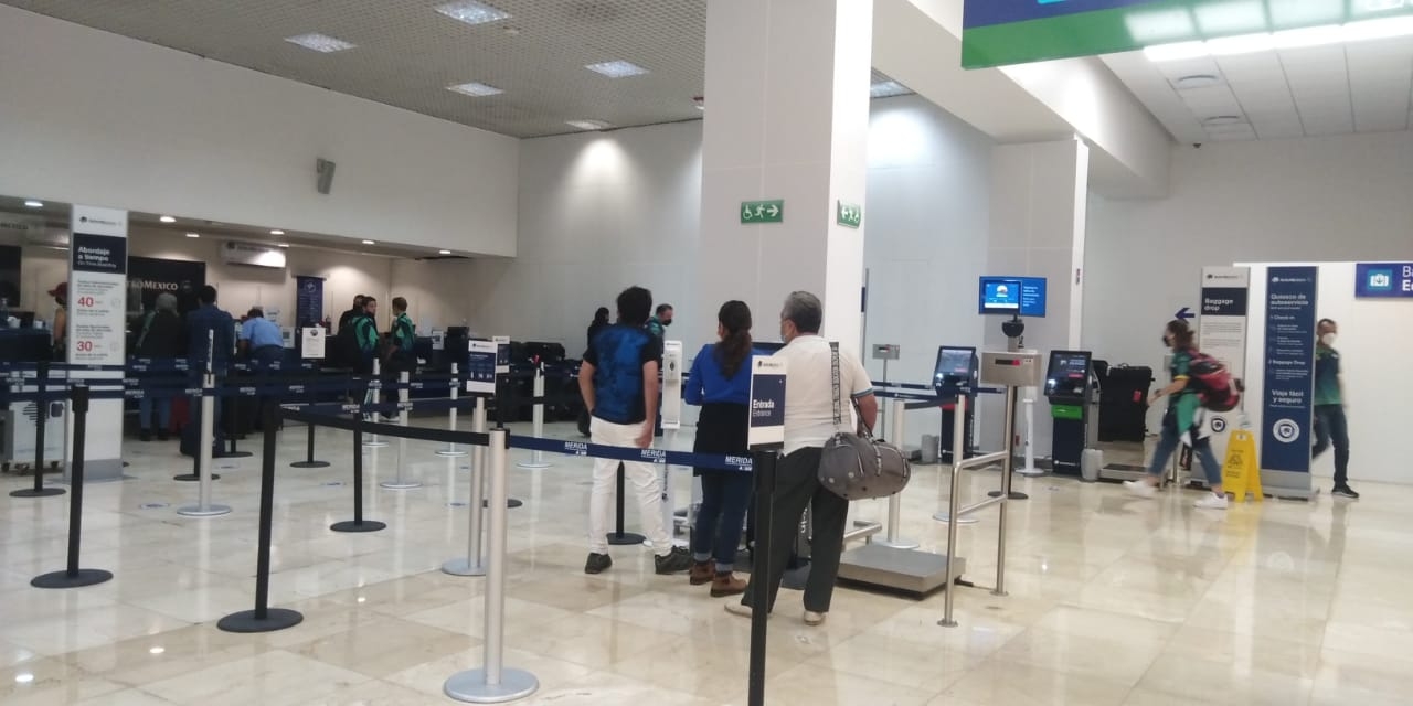 Aeroméxico informa que el vuelo 821 despegó a las 06:05 horas y está por despegar el 823 a las 06:56 Aeroméxico informa que el vuelo 821 despegó a las 06:05 horas y está por despegar el 823 a las 06:56
