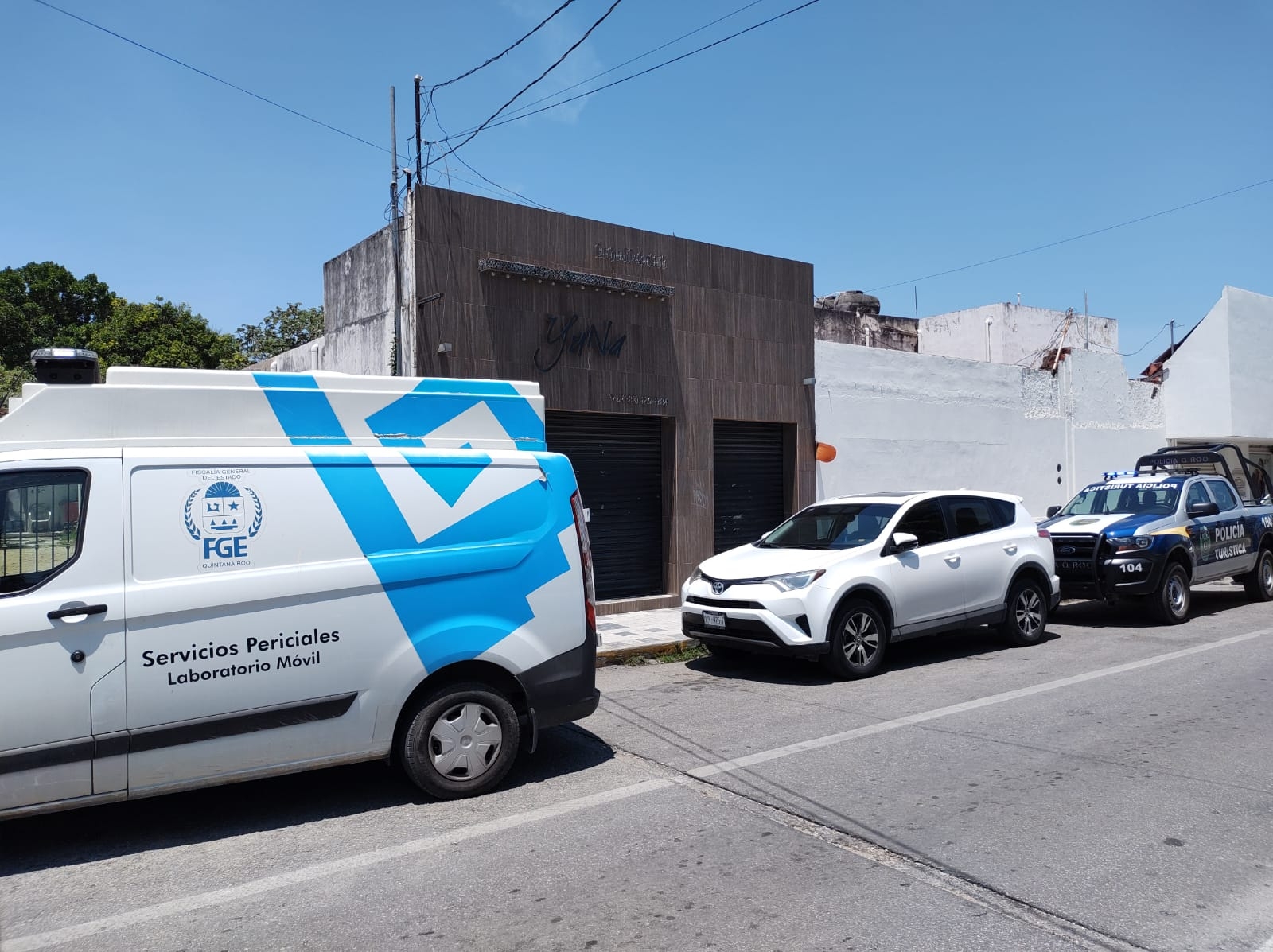 Al lugar llegaron elementos del Servicio Médico Forense de la FGE para el levantamiento del cuarpo