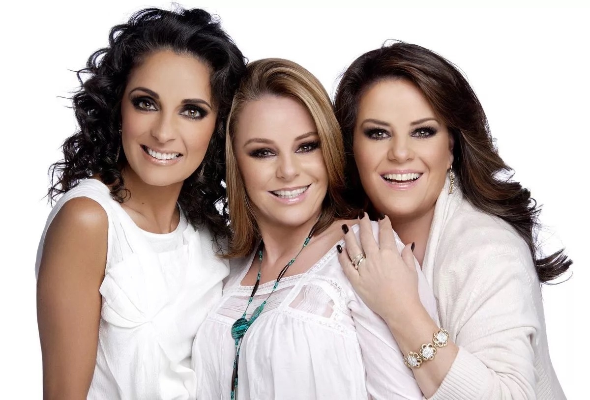 Mayte Lascuráin, integrante de Pandora, fue hospitalizada por un problema estomacal