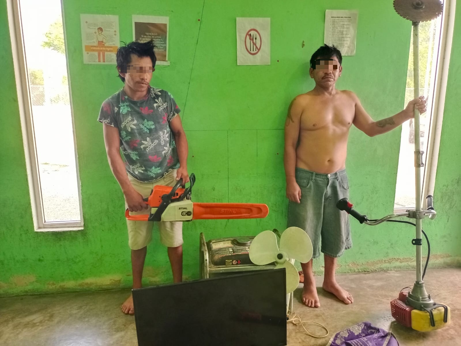 Los hombres fueron llevados a los separos mientas se resuelve su situación jurídica Los hombres fueron llevados a los separos mientas se resuelve su situación jurídica
