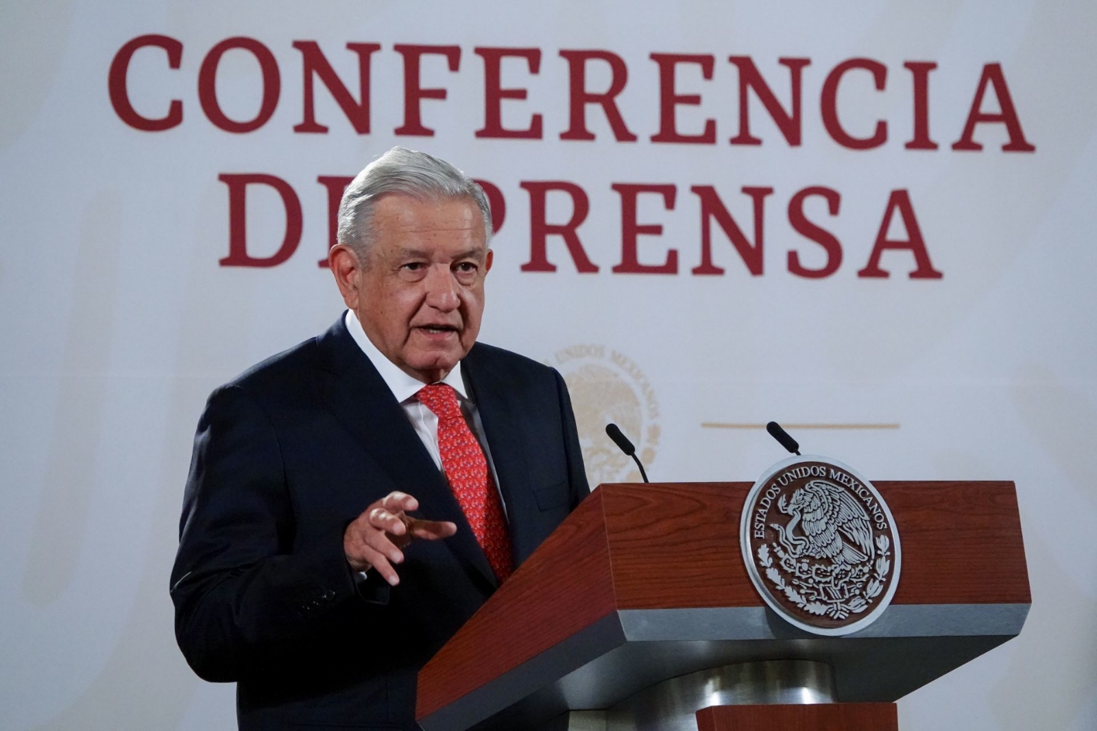 AMLO reiteró su desacuerdo ante la exclusión de países miembros del continente de la Cumbre de las Américas.