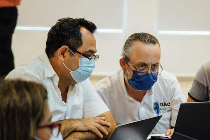 Algunas computadoras y servidores resultaron dañados luego de que un rayo ocasionara bajones eléctricos Algunas computadoras y servidores resultaron dañados luego de que un rayo ocasionara bajones eléctricos