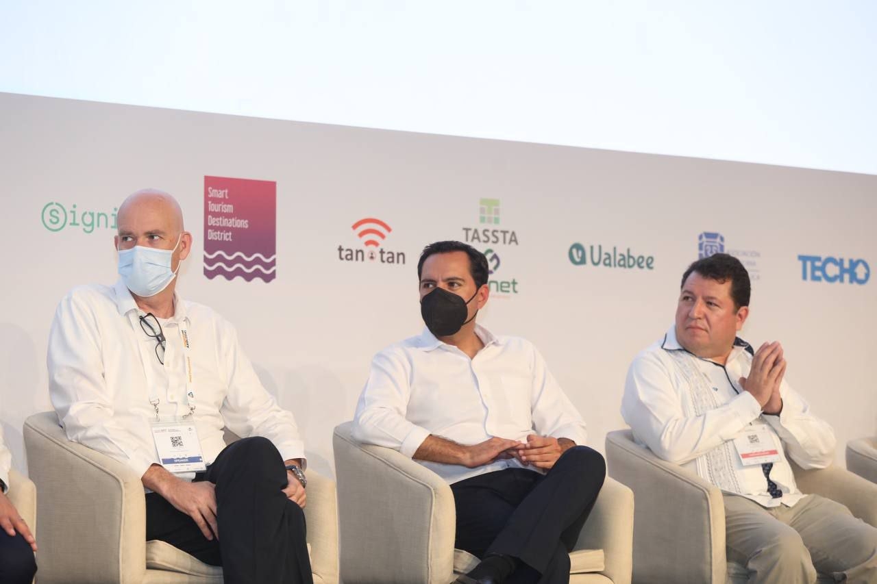 La empresa FIRA Barcelona Internacional estuvo presente junto a Mauricio Vila en el cierre del Smart City Expo Latam Congress 2022
