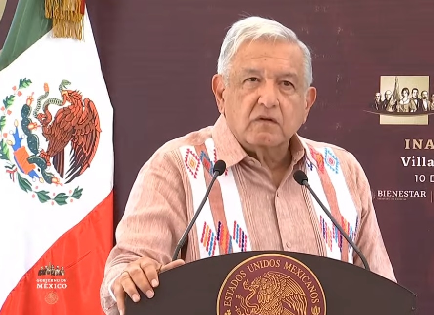 AMLO anunció la creación de una universidad en la comunidad de La Revolución