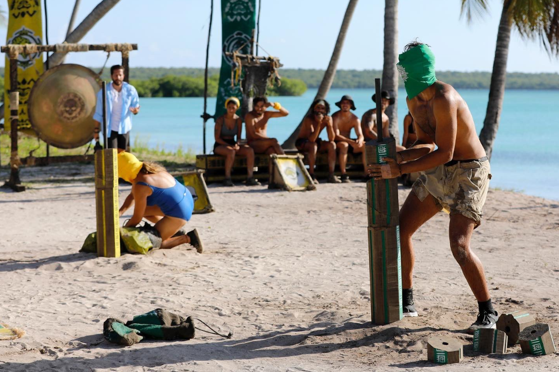 Cada uno de los participantes deberá estar atento a la estrategia de su tribu para no salir de la competencia