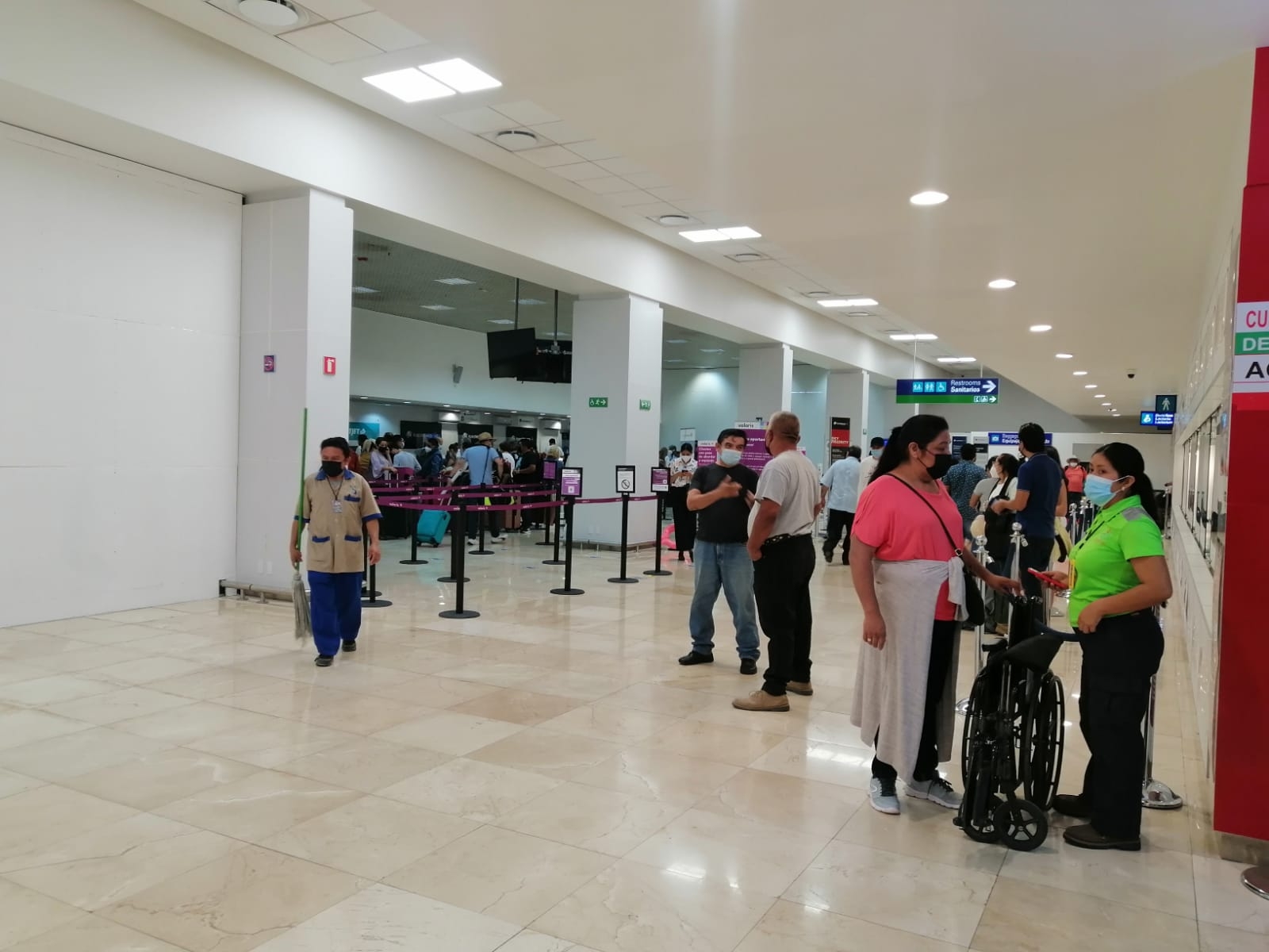 La mayor cantidad de vuelos son a la Ciudad de México, Monterrey y Guadalajara