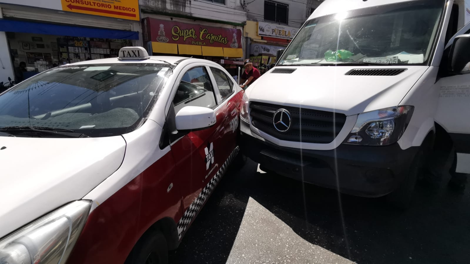 Los daños fueron menores, lo cual terminó en que cada uno pagará su respectivo golpe