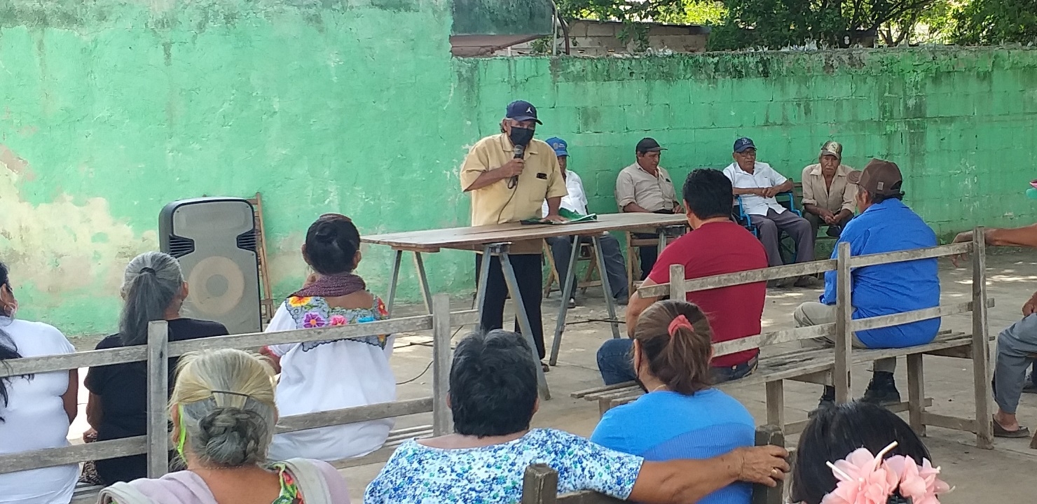 El comisario dijo que los pobladores deben aprovechar para solicitar que reparen las calles y los caminos sacacosechas, aunado a mejor alumbrado público en toda la Villa El comisario dijo que los pobladores deben aprovechar para solicitar que reparen las calles y los caminos sacacosechas, aunado a mejor alumbrado público en toda la Villa
