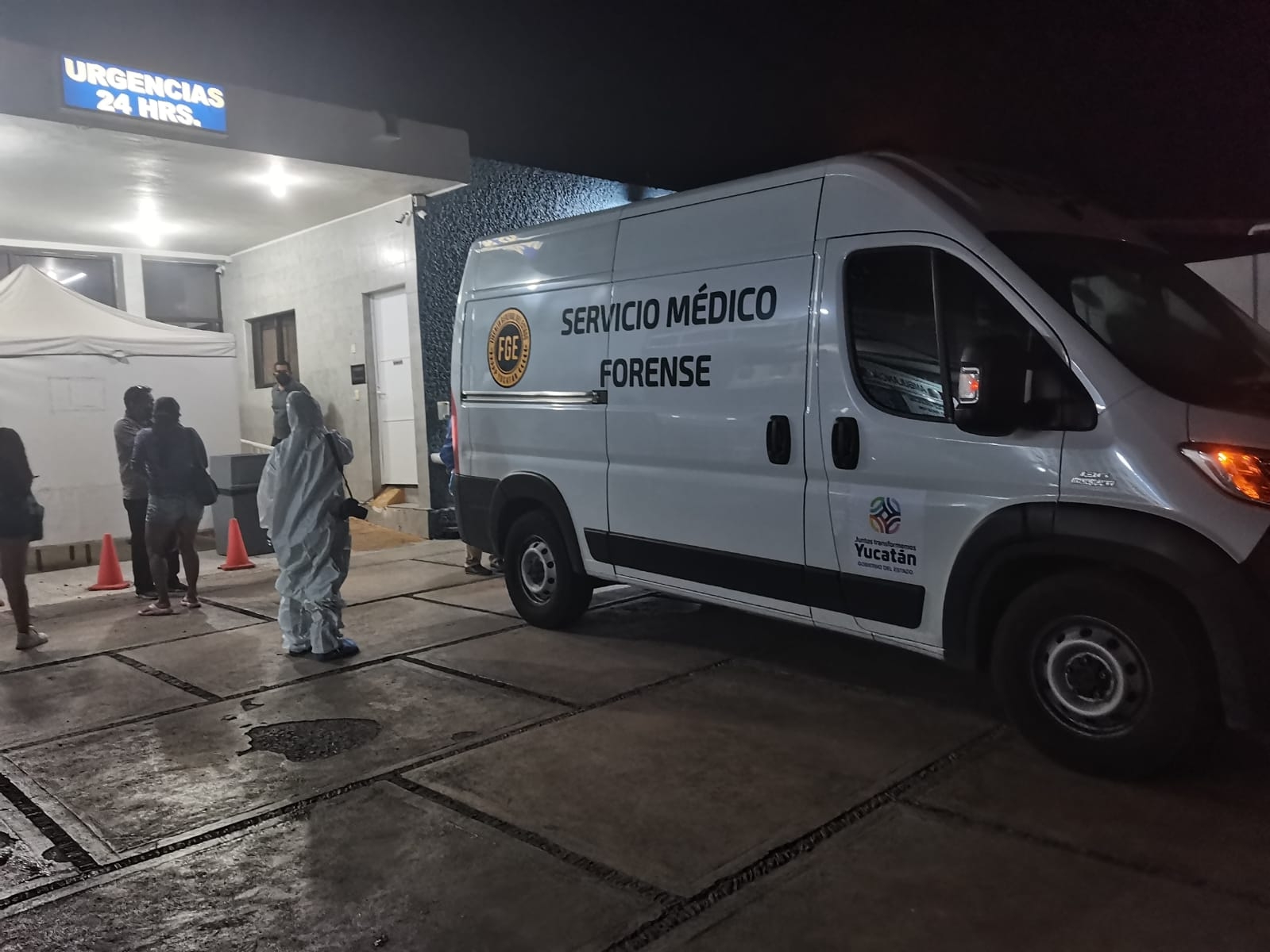 Al ver lo ocurrido, los compañeros del joven lo llevaron al hospital más cercano, pero ya había muerto Al ver lo ocurrido, los compañeros del joven lo llevaron al hospital más cercano, pero ya había muerto