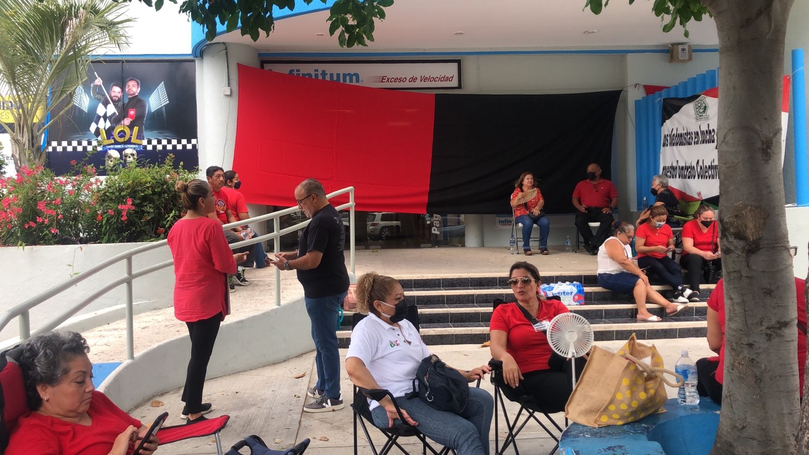 Los trabajadores de Telmex dejaron en claro que las mesas de trabajo de su sindicaron con la empresa de Carlos Slim acuerden soluciones favorables