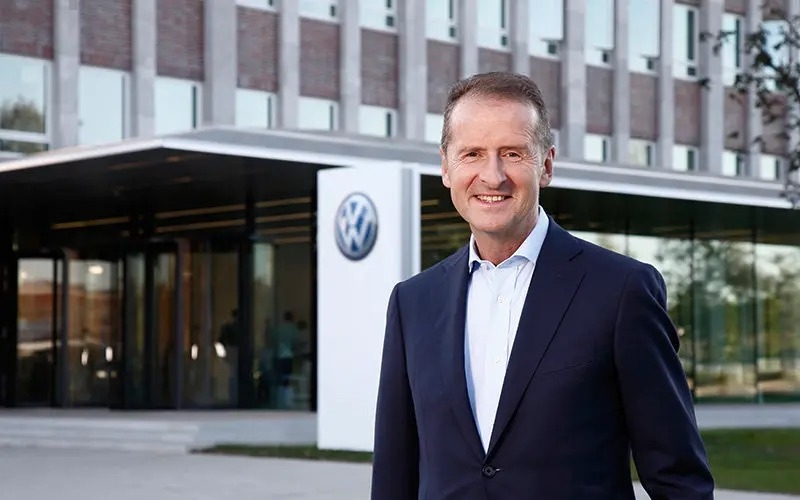 Volkswagen reveló que la salida de Herbert Diess de la Presidencia de la empresa se dio de munto acuerdo Volkswagen reveló que la salida de Herbert Diess de la Presidencia de la empresa se dio de munto acuerdo