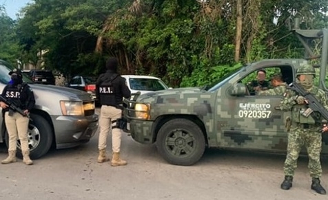 Detienen a padres de tres niños en un operativo en busca de drogas en Halachó