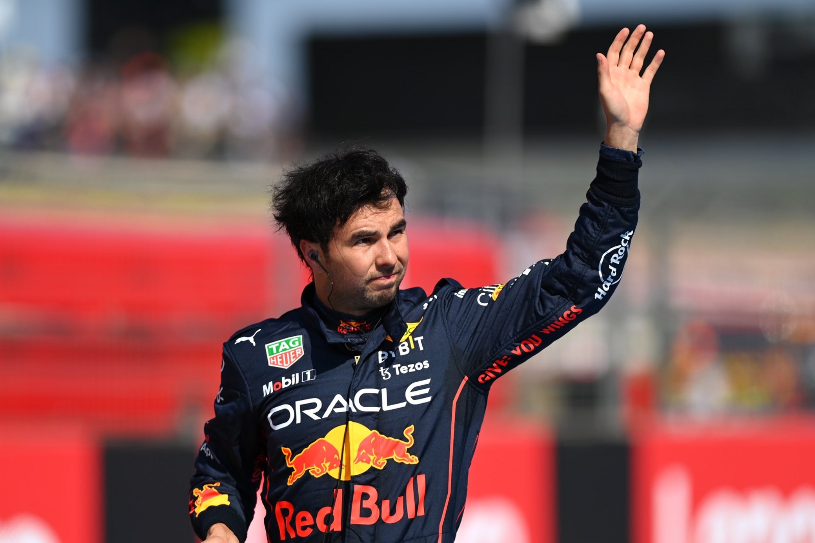Checo Pérez estuvo a nada de salir desde el tercer lugar en la parrilla