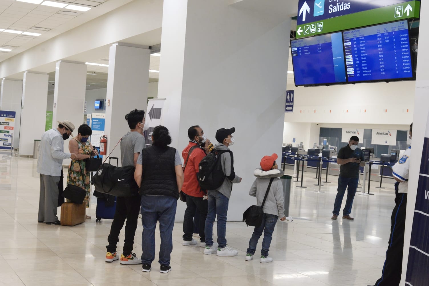 El vuelo de Viva Aerobus 1110-1111 de la ruta México-Mérida-México, fue el primero en operar este lunes El vuelo de Viva Aerobus 1110-1111 de la ruta México-Mérida-México, fue el primero en operar este lunes