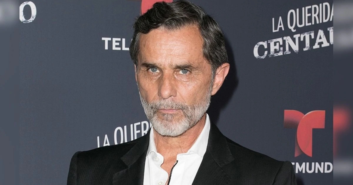Humberto Zurita cambió de look y ahora luce como Mauricio Garces. Foto: Especial