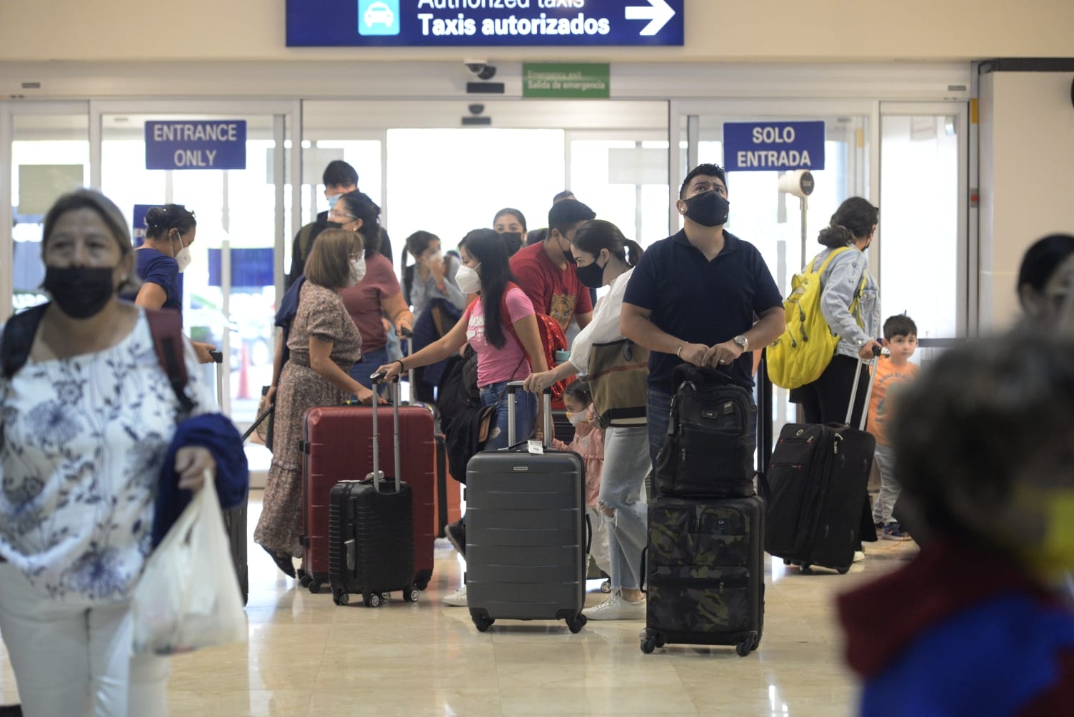 Los vuelos mañaneros de Viva Aerobus y de dos de Aeroméxico no tuvieron problemas para aterrizar ante la neblina Los vuelos mañaneros de Viva Aerobus y de dos de Aeroméxico no tuvieron problemas para aterrizar ante la neblina