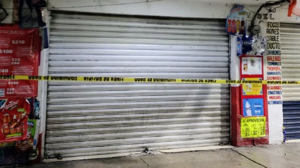 El homicidio ocurrió al exterior de una tienda de abarrotes, cuando dos hombres les dispararon a un cliente El homicidio ocurrió al exterior de una tienda de abarrotes, cuando dos hombres les dispararon a un cliente