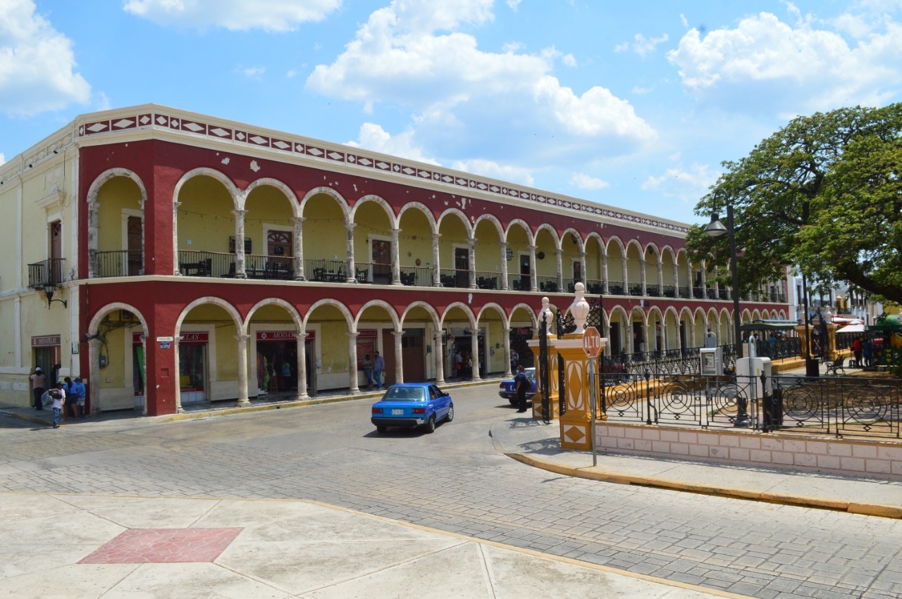 La Edil aprovechó para anunciar que en lo que queda del año se pondrá en marcha un Plan de Manejo del Municipio de Campeche,
