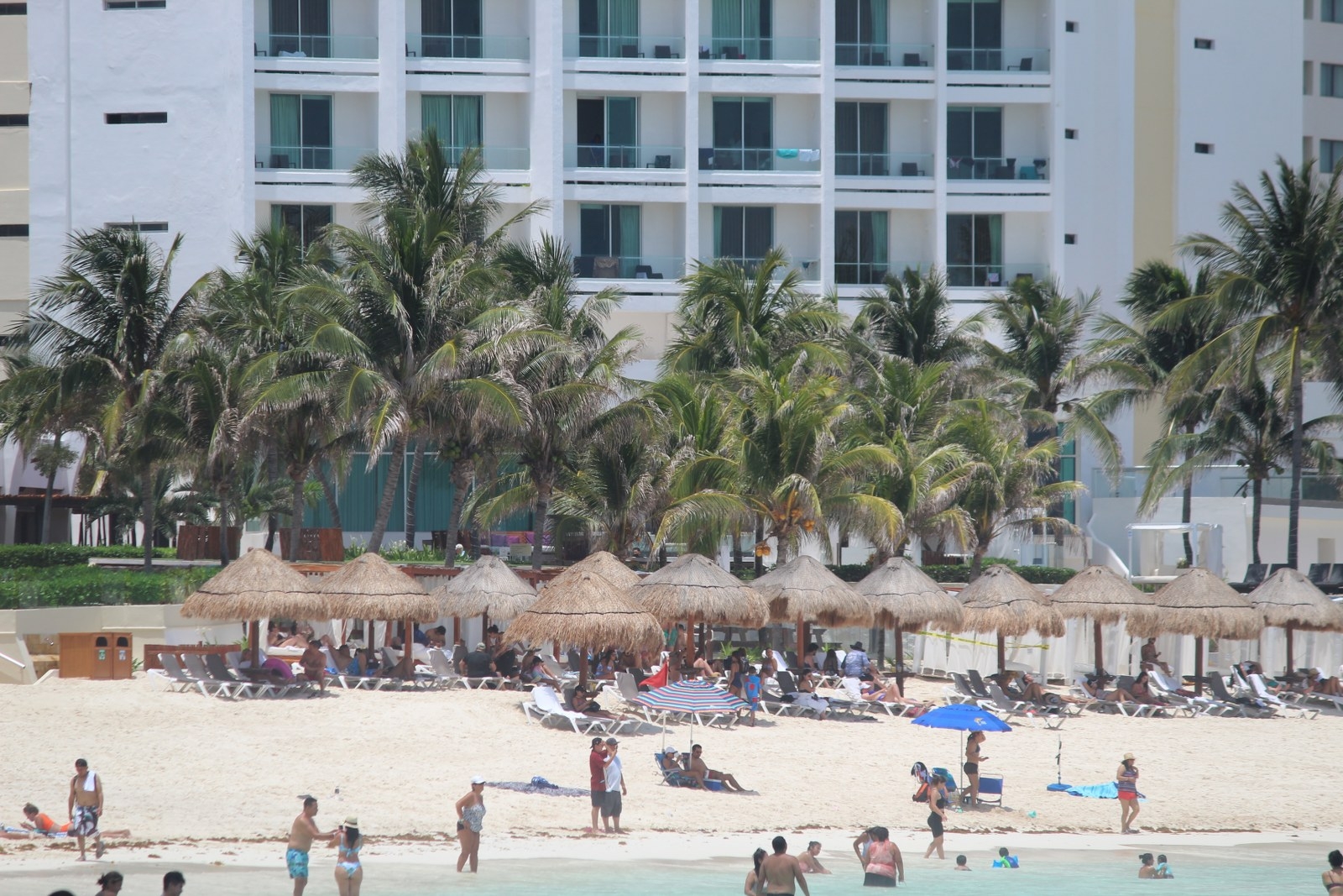 En el municipio de Benito Juárez se encuentra el principal destino turístico a nivel nacional; sitio preferido por vacacionistas nacionales e internacionales