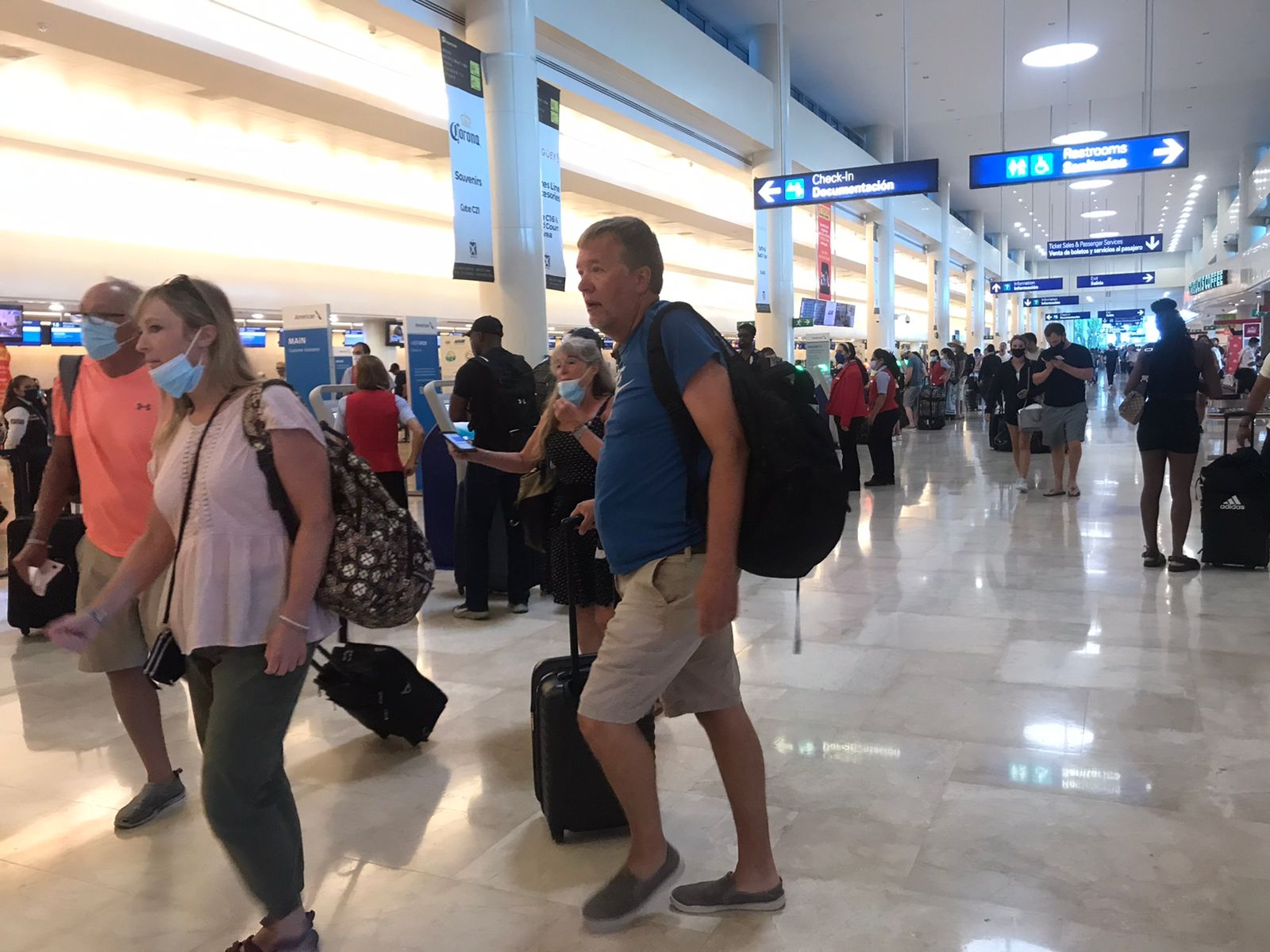 La terminal aérea sigue sin restablecer las medidas sanitarias al interior de las instalaciones