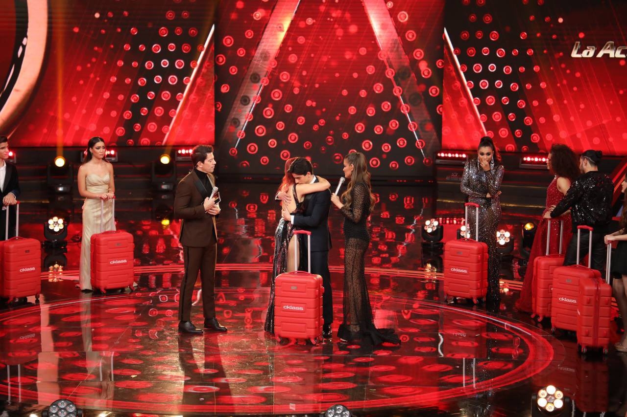 Jacky y Emilio no recibieron muchos votos, sin embargo, ella tuvo que abandonar La Academia. Foto: @LaAcademiaTV
