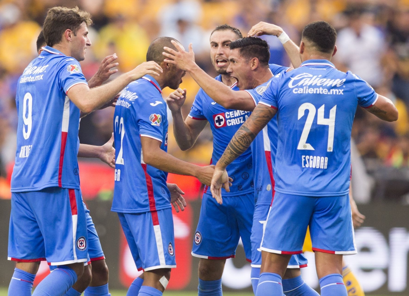 El duelo entre Tigres y Cruz Azul terminó con un marcador de 3-2 en favor de la Máquina