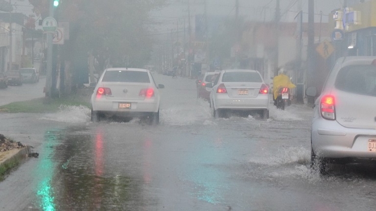 Tomar precauciones necesarias ante posibles condiciones climáticas adversas Tomar precauciones necesarias ante posibles condiciones climáticas adversas
