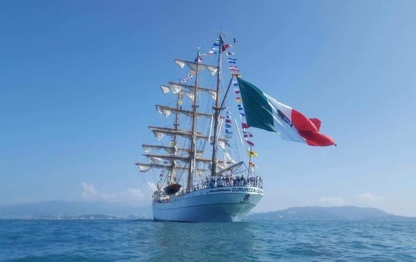 El Buque Escuela Cuauhtémoc se estrelló contra el Puente de Brooklyn.