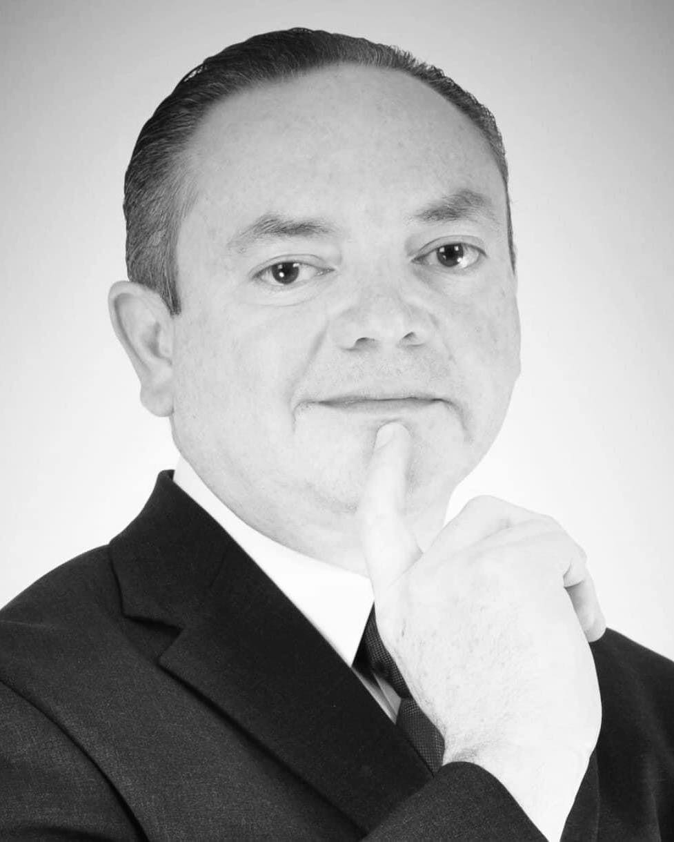 Sergio Novelo trabajó como Contralor del Órgano Interno de Control del Ayuntamiento de Campeche Sergio Novelo trabajó como Contralor del Órgano Interno de Control del Ayuntamiento de Campeche